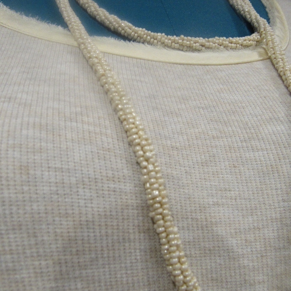 Vintage Beaded Necklace EUC - Picture 2 of 3